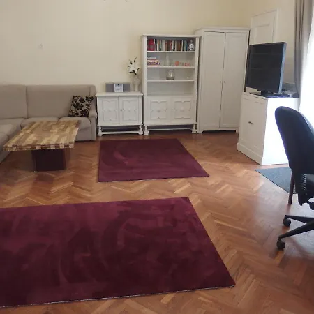 Budahouse Habitación en casa particular