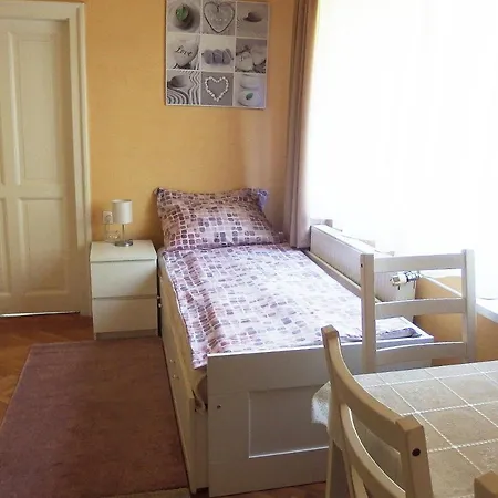 Budahouse *